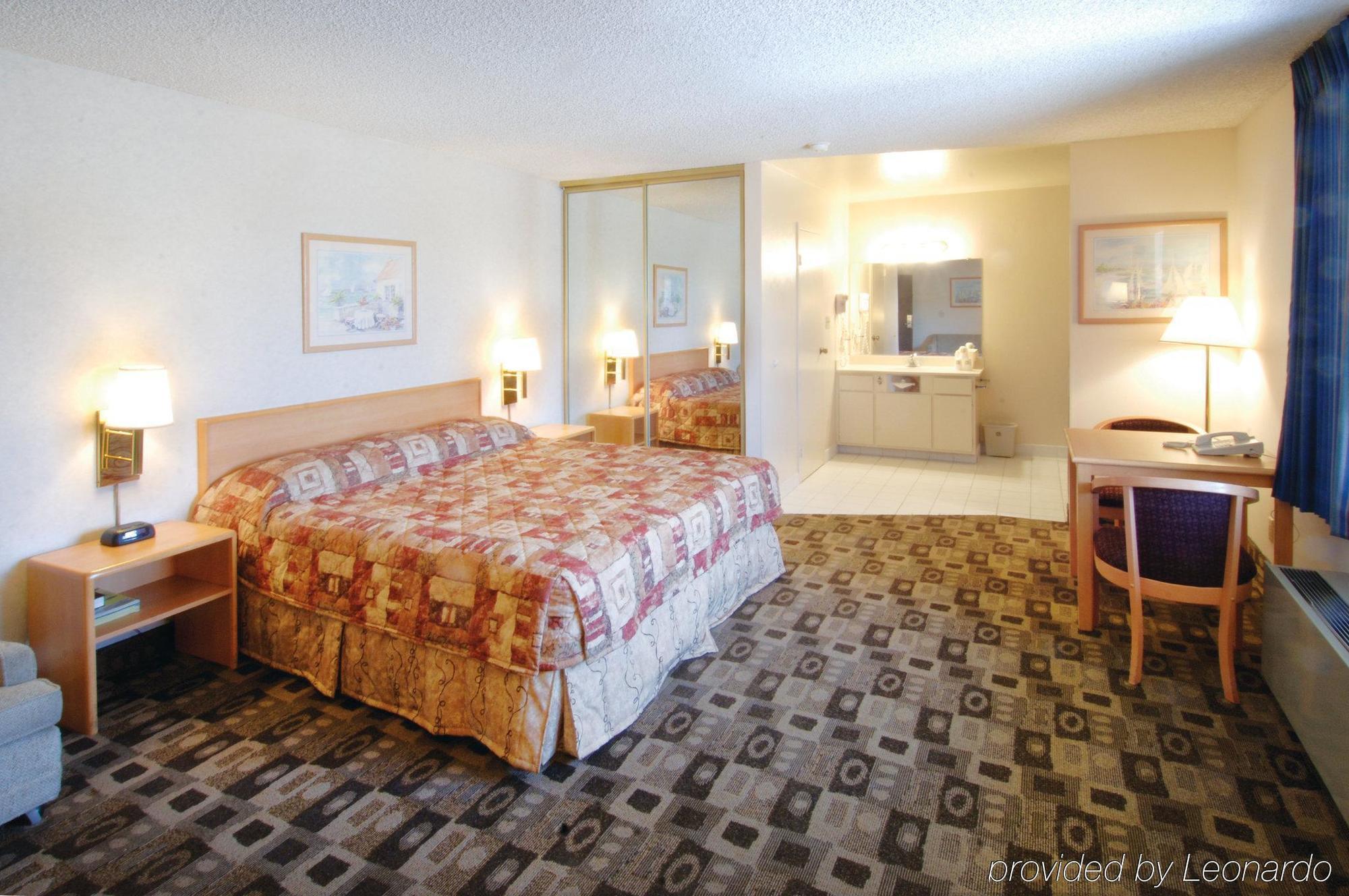 Travelodge By Wyndham Hemet Ca Ruang foto